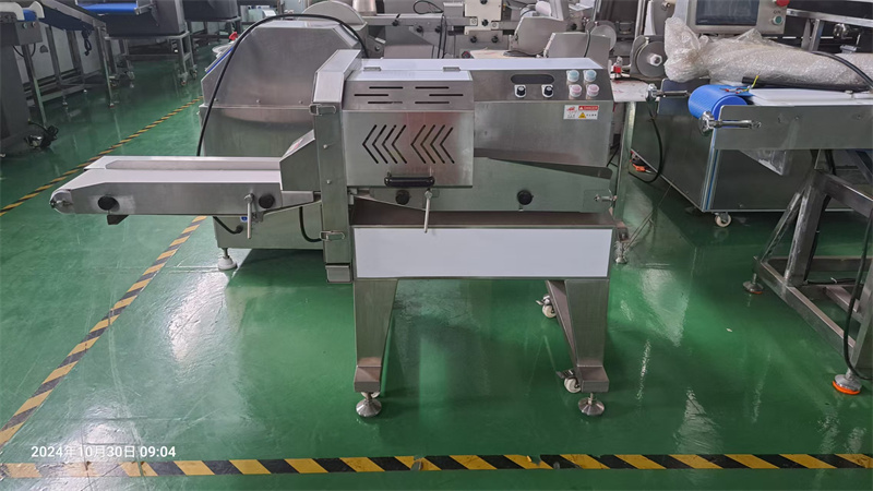 燒肉、牛雜、臘肉連續(xù)切片加工，揭秘食品廠熟肉切片機(jī)的秘密